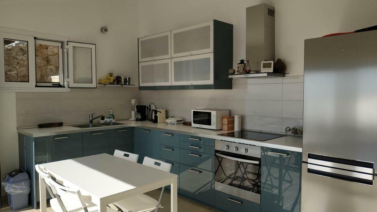 Infinity Blue Suite Saronida Extérieur photo